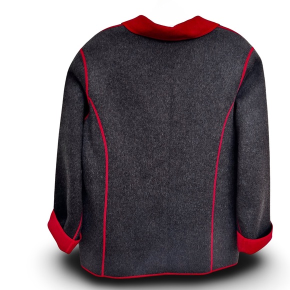 Women’s Lucia Grey 100% New Wool Coat Red Interior and Serged Seams in Size 16 - Picture 3 of 16